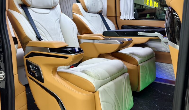 
								2018 Mercedes-Benz Vito 2.0T Business Edition 7-Seater full									