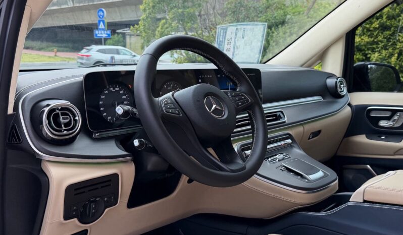 
								2021 Mercedes-Benz Vito 2.0T Elite Edition 7-Seater full									
