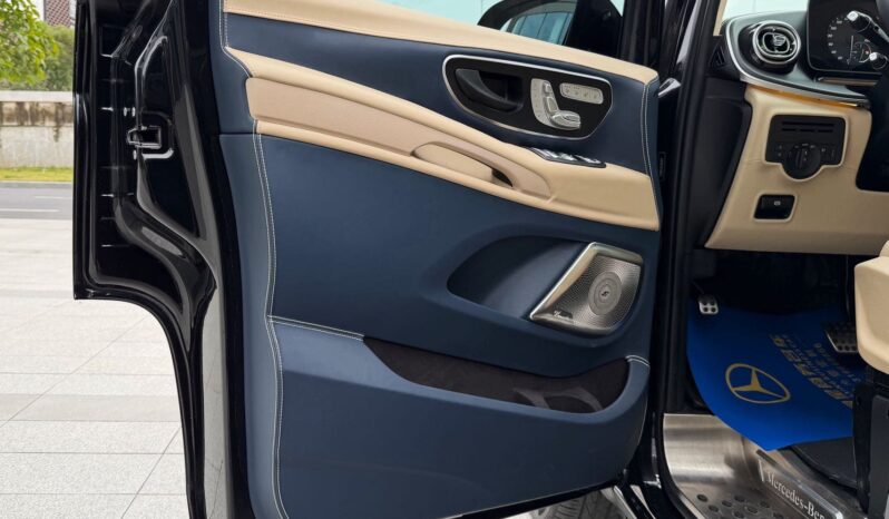 
								2021 Mercedes-Benz Vito 2.0T Elite Edition 7-Seater full									